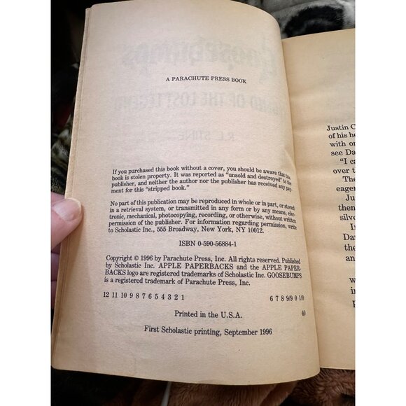 Goosebumps #47 Legend Of The Lost Legend Paperback Book R.L. Stine First Edition - Picture 5 of 16